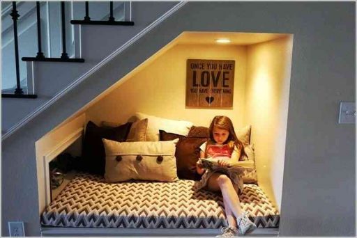 Ý tưởng phòng chơi cho trẻ em dưới cầu thang